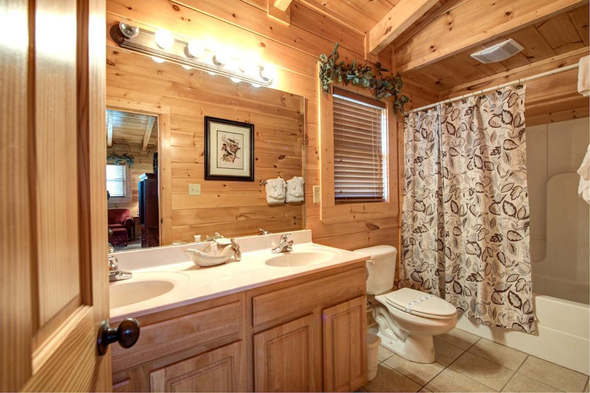 Serenity Peak Villa Pigeon Forge Exterior photo